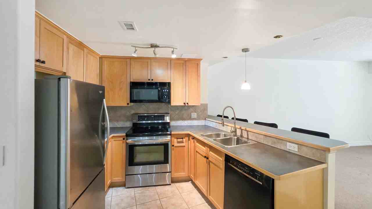 836 15 Ave Sw #208 - Photo 7 of 20