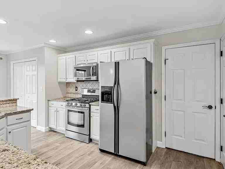 447 Graystone Ct #1 - Photo 3 of 10