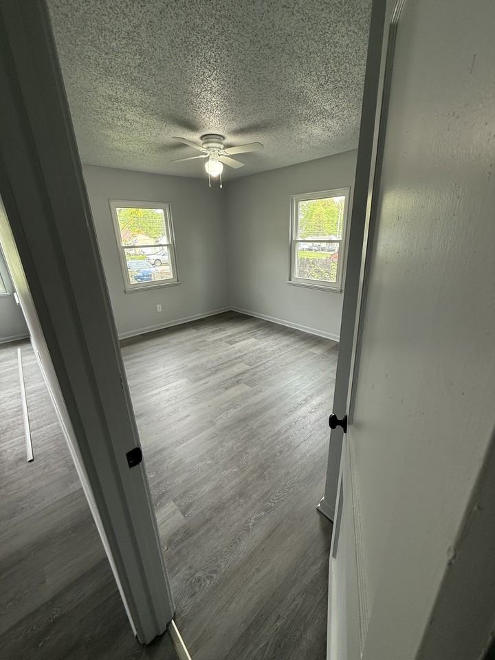 44 S Bon Air Ave #1 - Photo 4 of 10