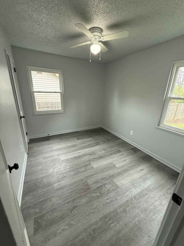 44 S Bon Air Ave #1 - Photo 6 of 10