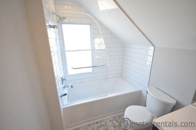 1116 Mount Pleasant Ave #1116 - Photo 4 of 8
