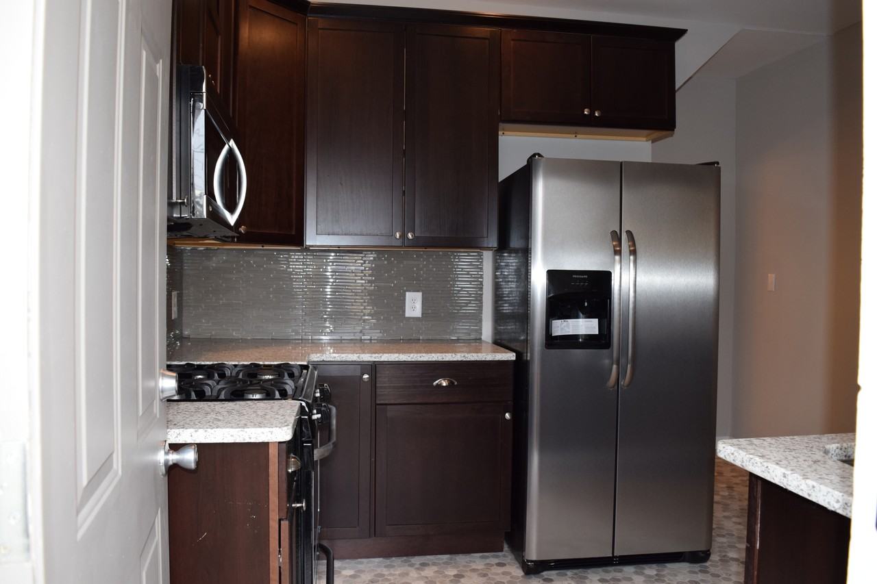 1116 Mount Pleasant Ave #1116 - Photo 5 of 8