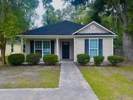 featured image of 10 W Howell Dr #1