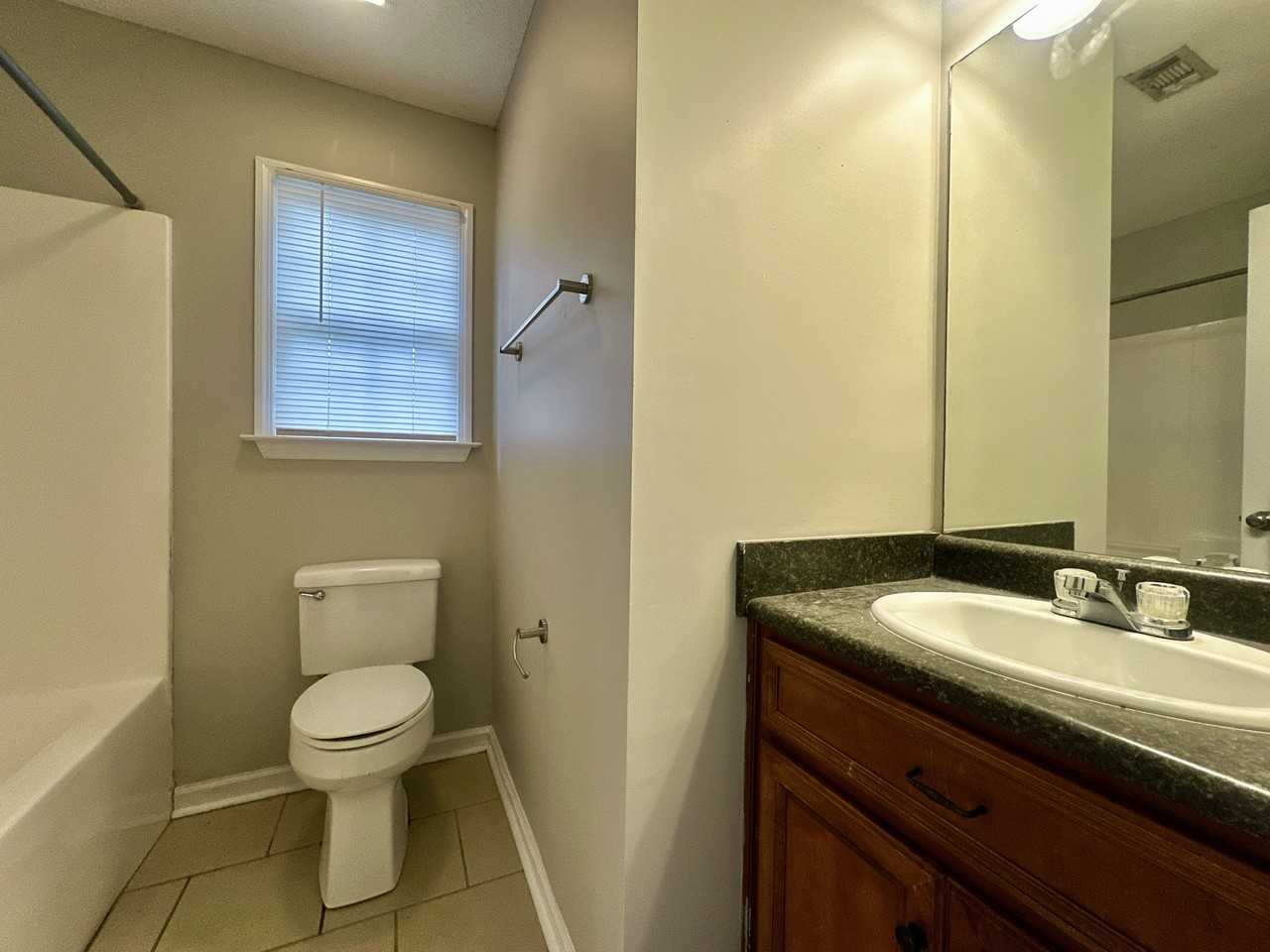 10 W Howell Dr #1 - Photo 7 of 22