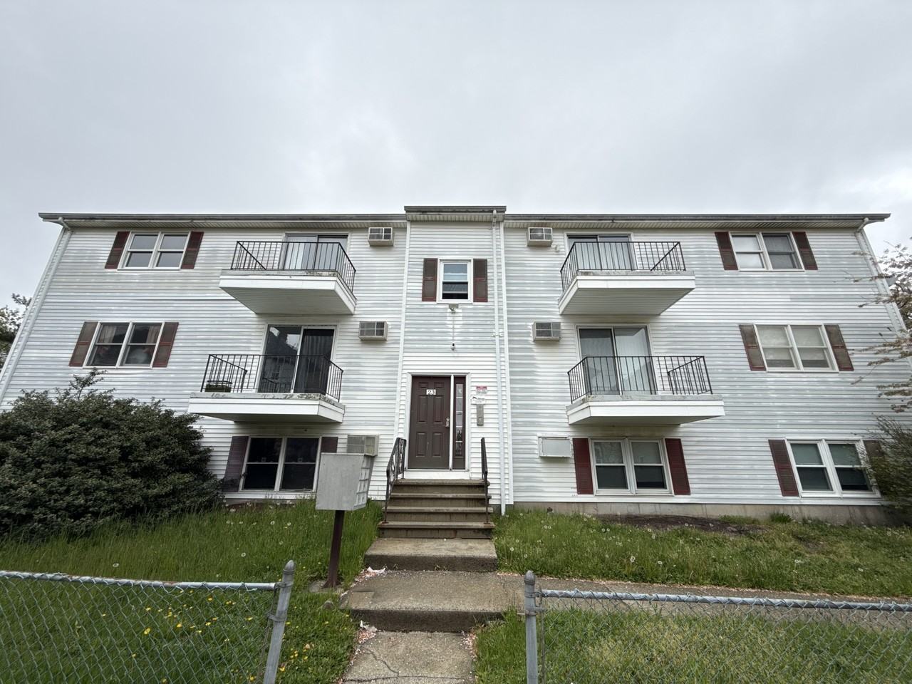 23 Tallman St #9 - Photo 2 of 2
