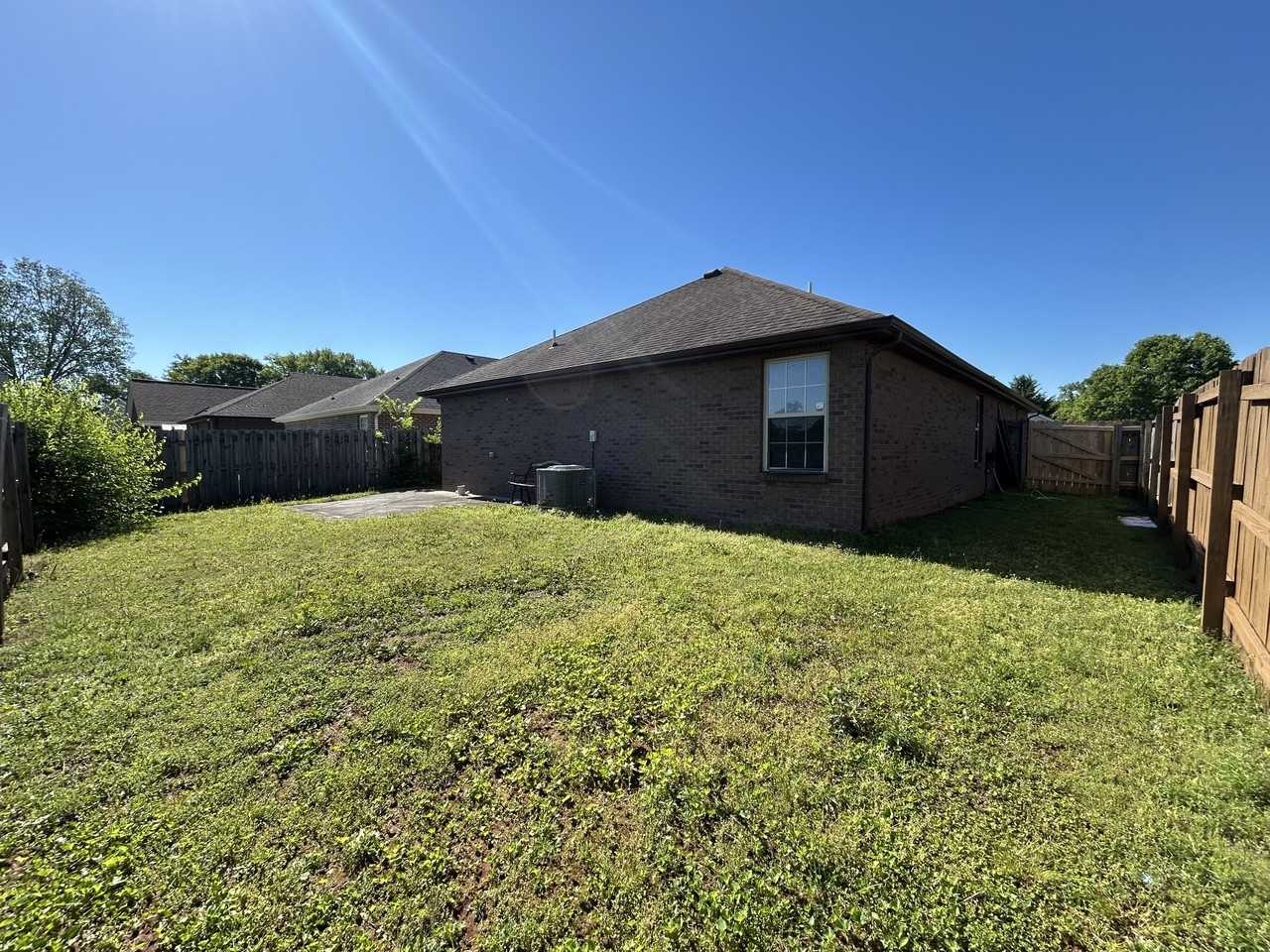 985 Culverson Ct #1 - Photo 2 of 4