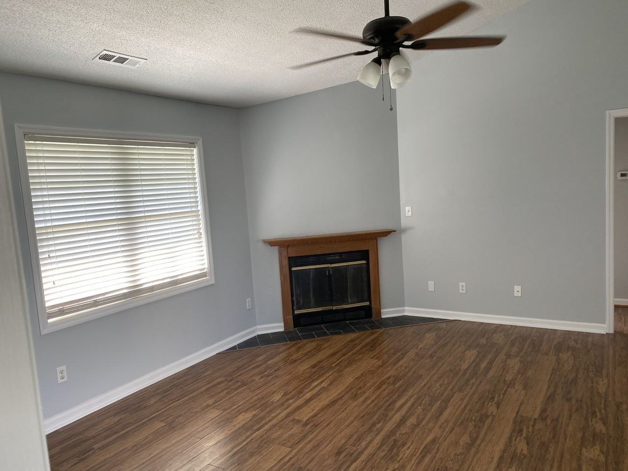 105 Foxtrail Dr #1 - Photo 4 of 13