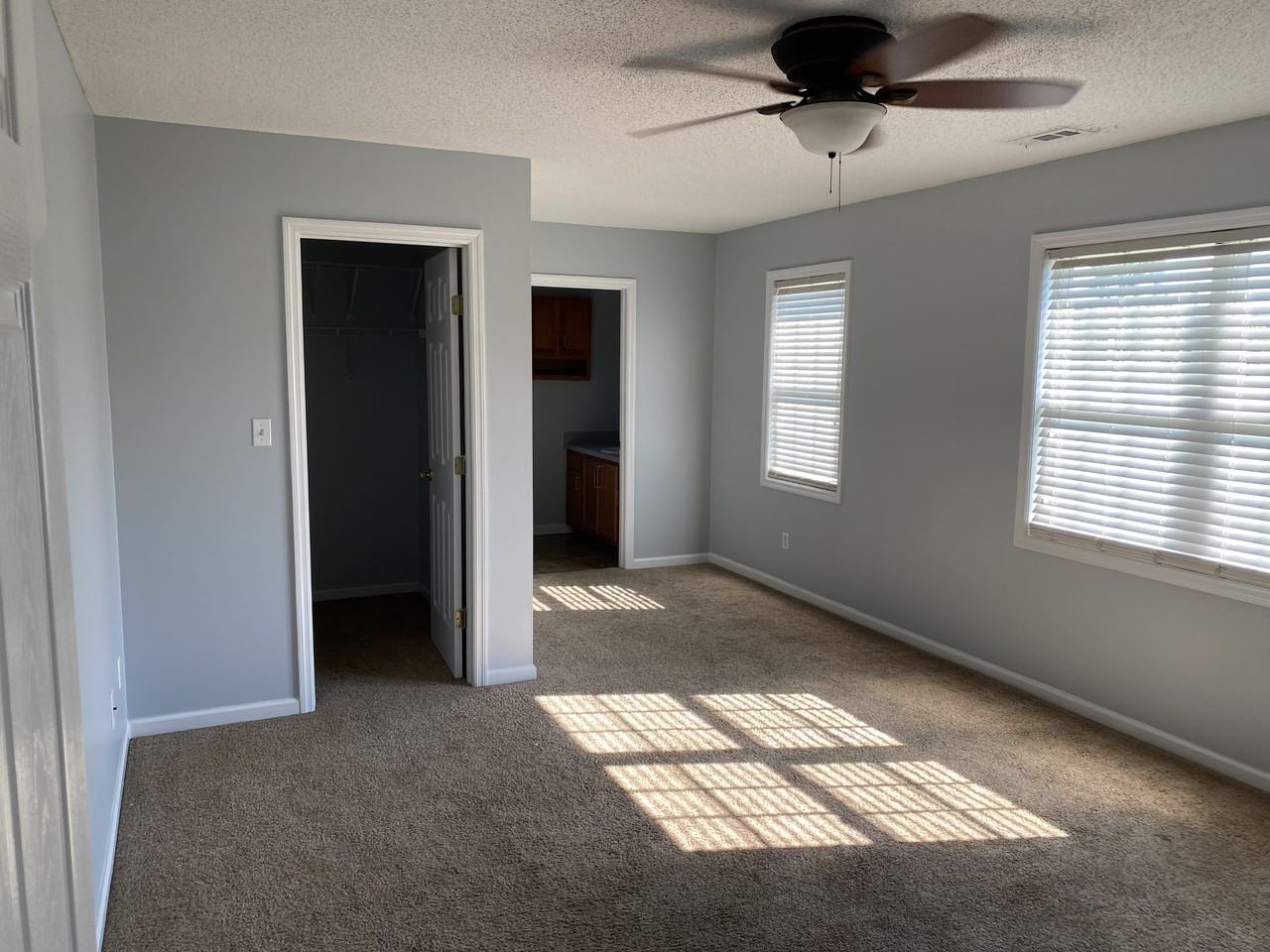105 Foxtrail Dr #1 - Photo 6 of 13