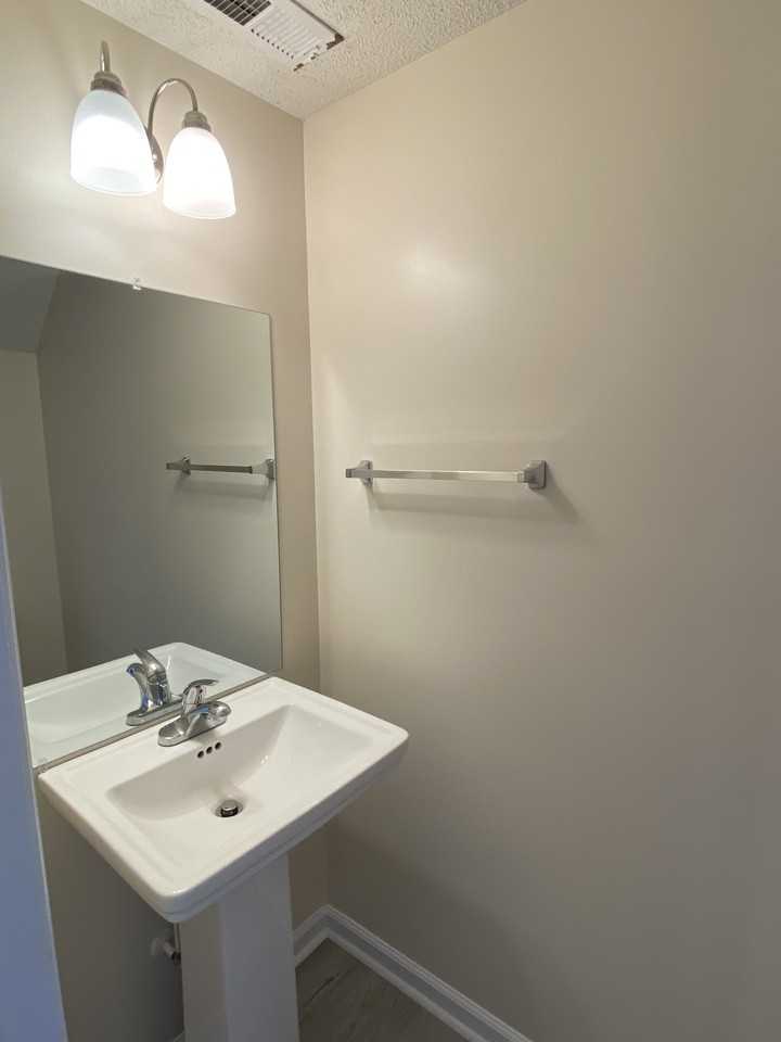 350 Bracken Pl #1 - Photo 5 of 14