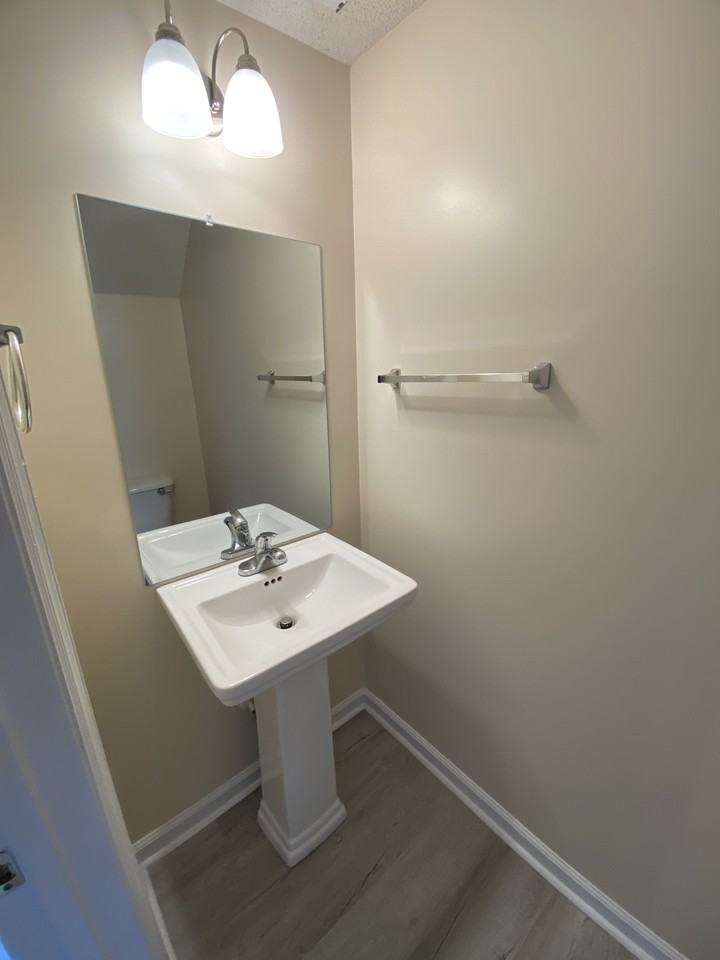 350 Bracken Pl #1 - Photo 6 of 14