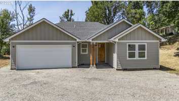 featured image of 85152 Winding Way #1