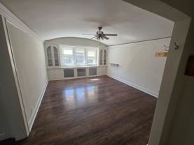2544 N. Maryland Ave. (Fountain Blue) - Photo 1 of 1