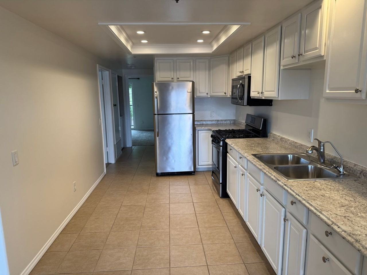 2623 Calle Del Comercio - Photo 5 of 15