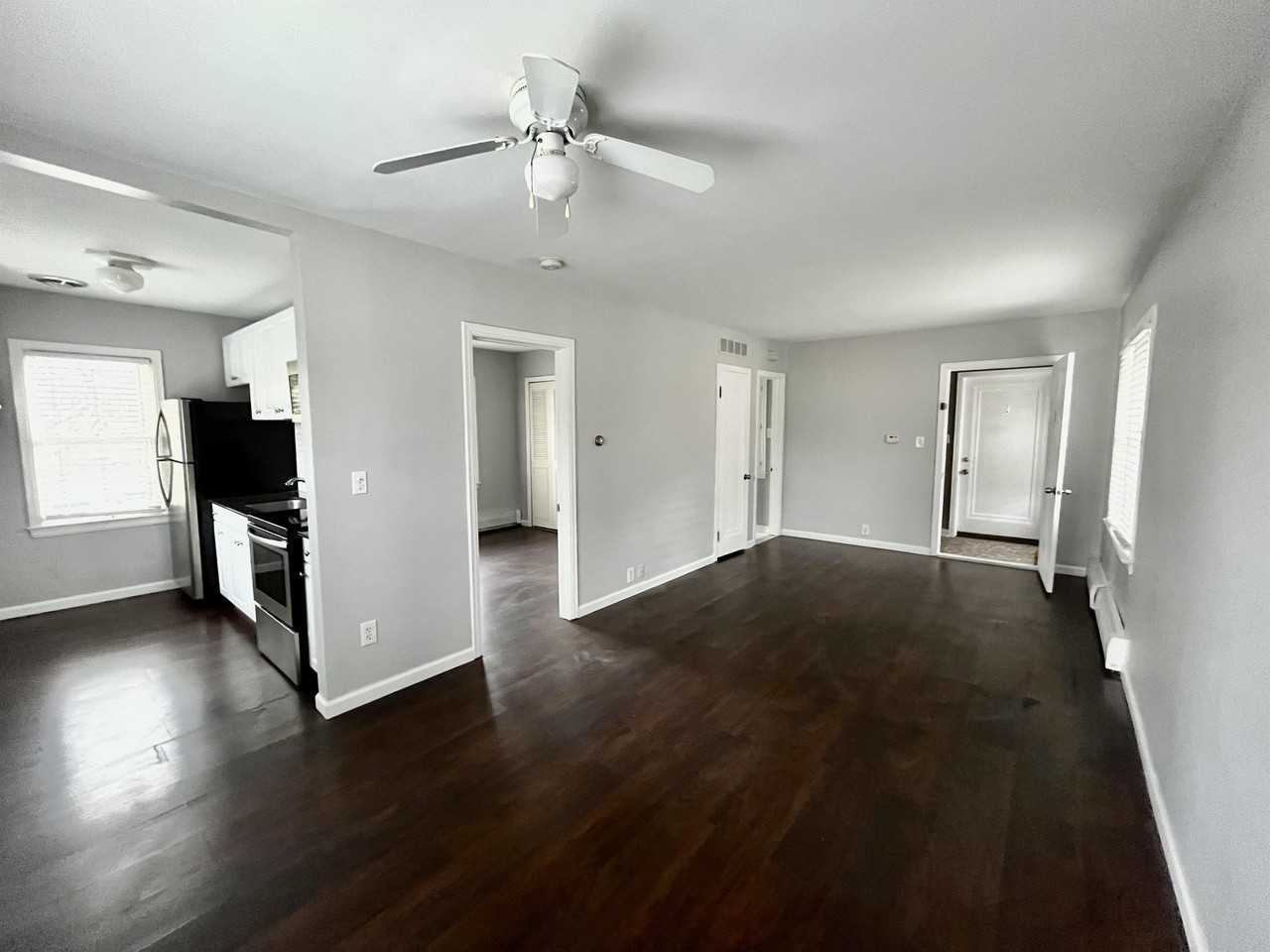 62 Madison Ct #1 - Photo 6 of 33