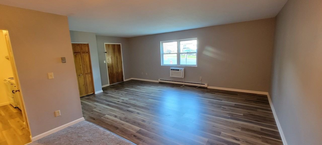 6 White Gate Dr #6I - Photo 4 of 10