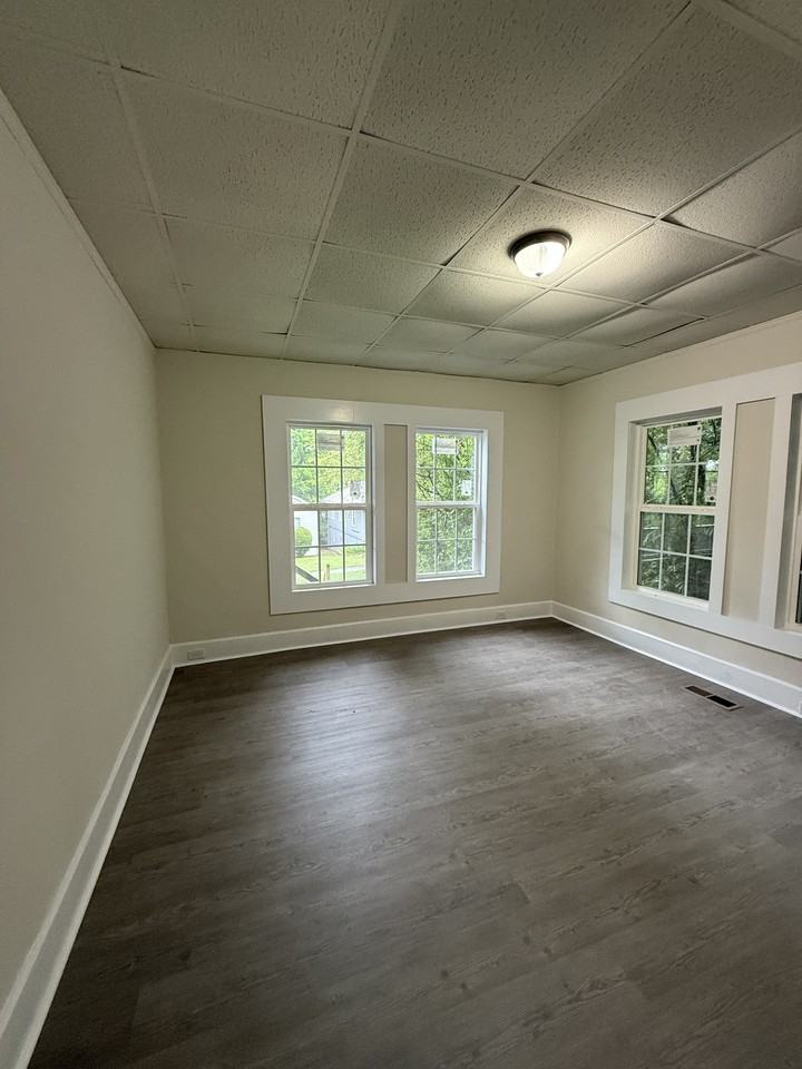 513 Oak Pl #1 - Photo 6 of 8