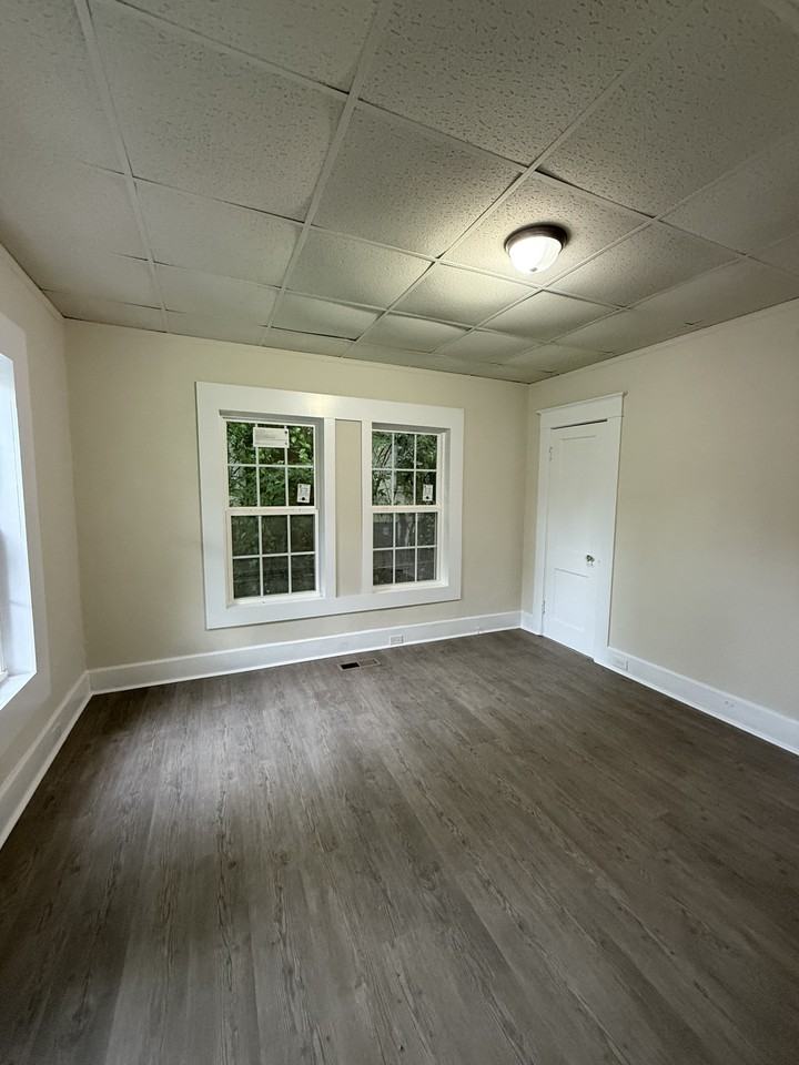 513 Oak Pl #1 - Photo 7 of 8