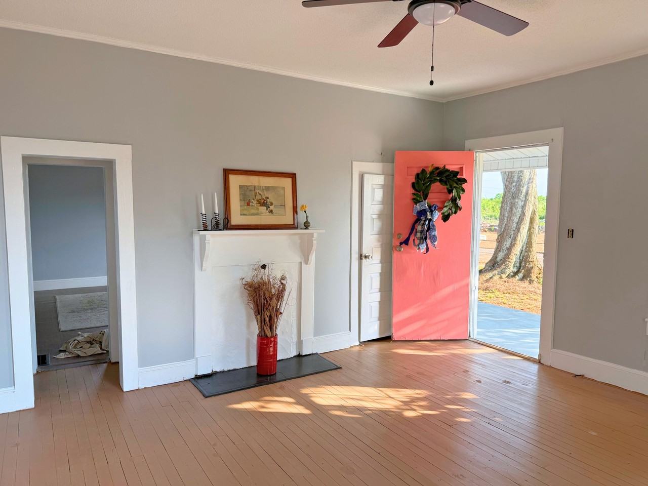 216 Lester Ave #1 - Photo 3 of 10