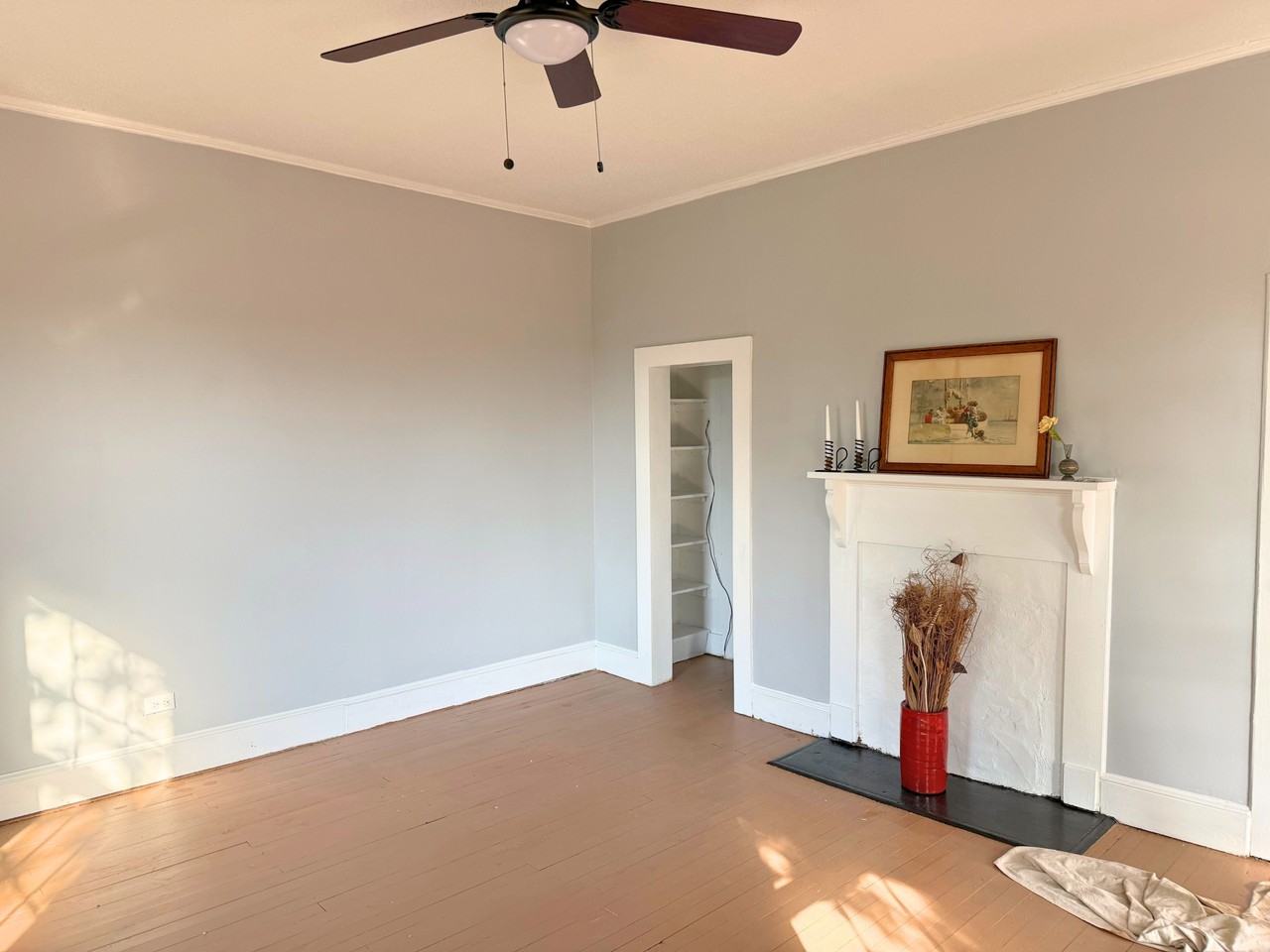 216 Lester Ave #1 - Photo 4 of 10