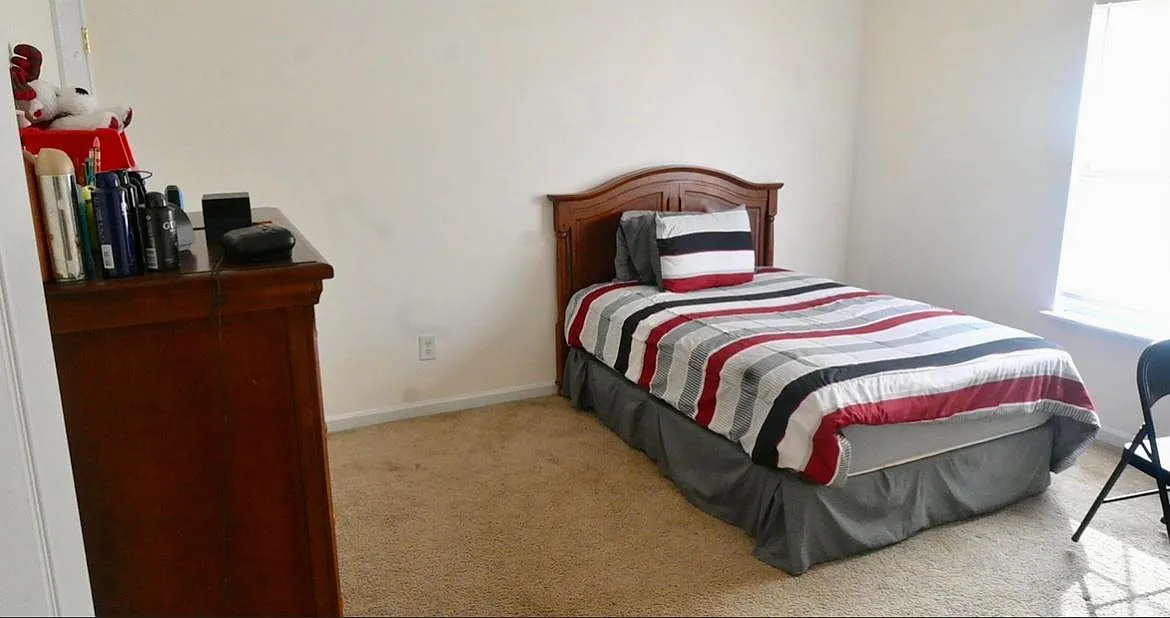 412 Cape Jasmine Way #1 - Photo 7 of 9