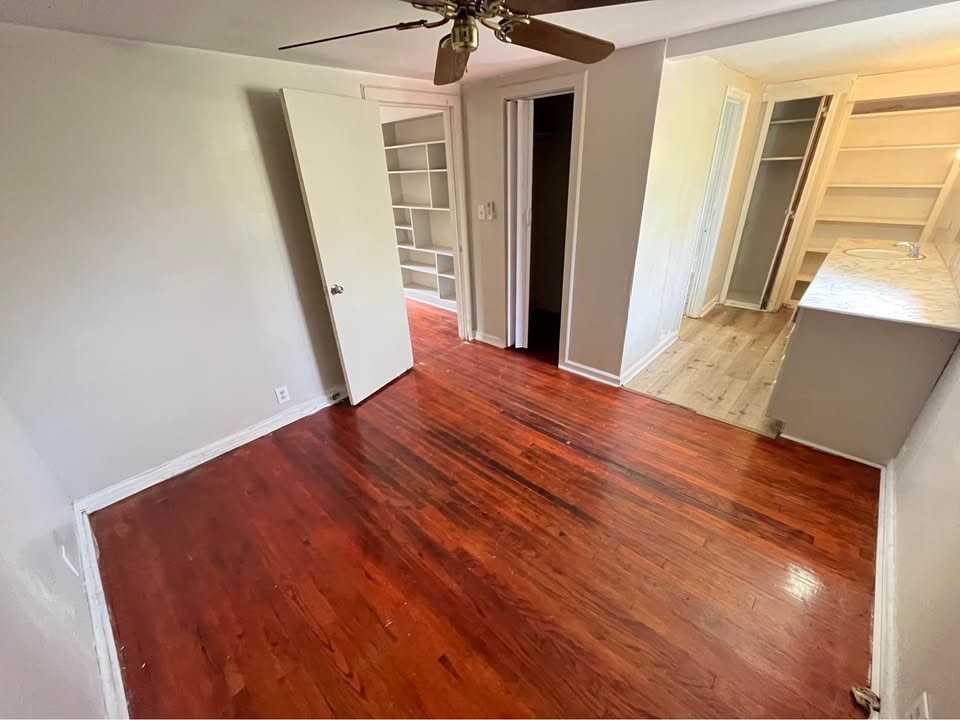 1003 Muller Ave #2 - Photo 4 of 13