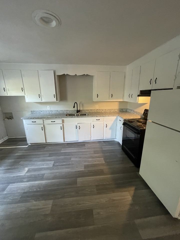 316 N Parson St #1 - Photo 6 of 8
