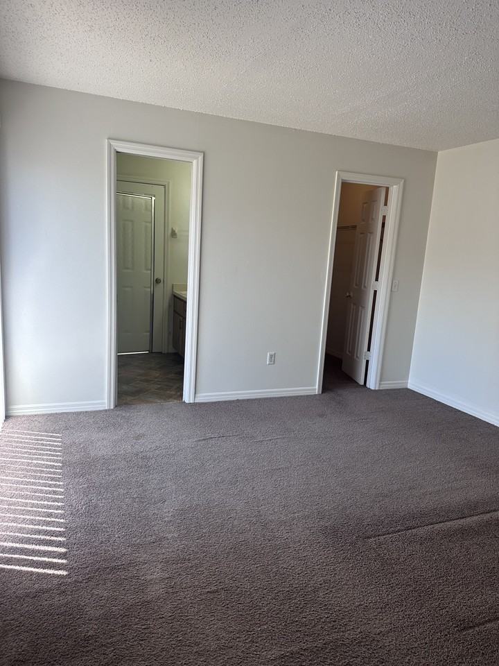 1237 CR463B - A4 #A4 - Photo 4 of 8