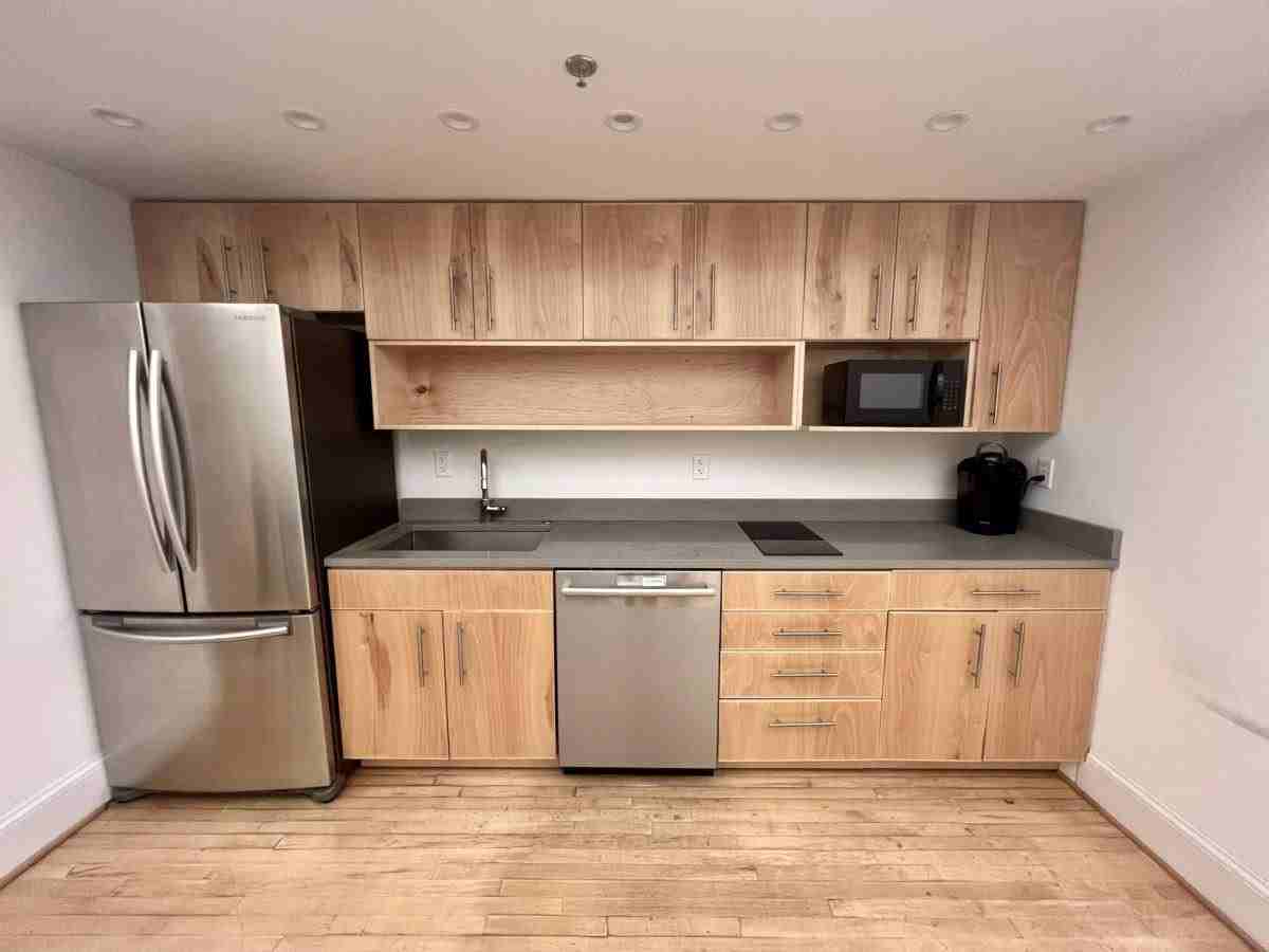 609 E Market St #107 - Photo 3 of 28