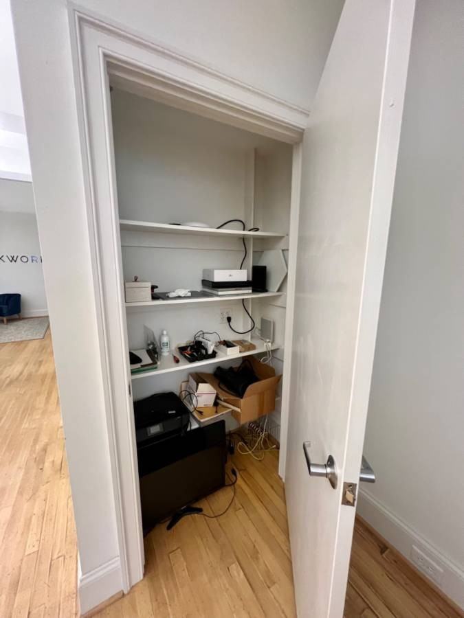 609 E Market St #107 - Photo 4 of 28