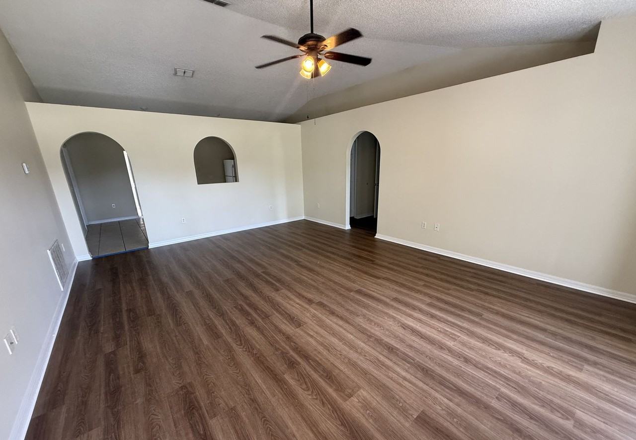 1896 Van Allen Cir - Photo 2 of 11