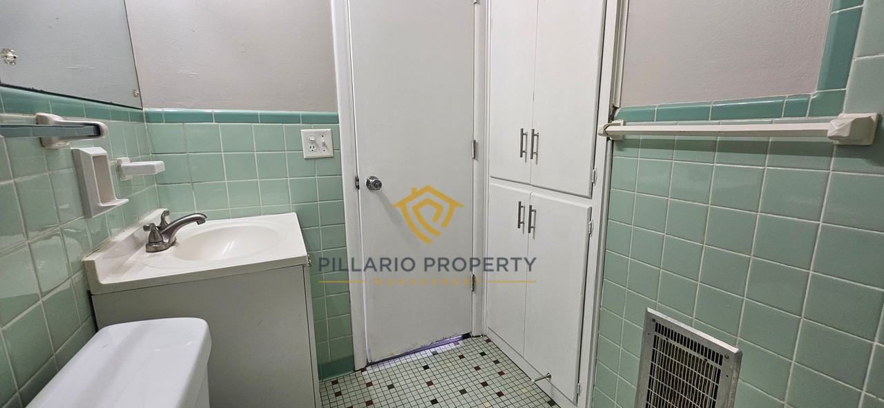 1424 Campbell Ave - Photo 6 of 13