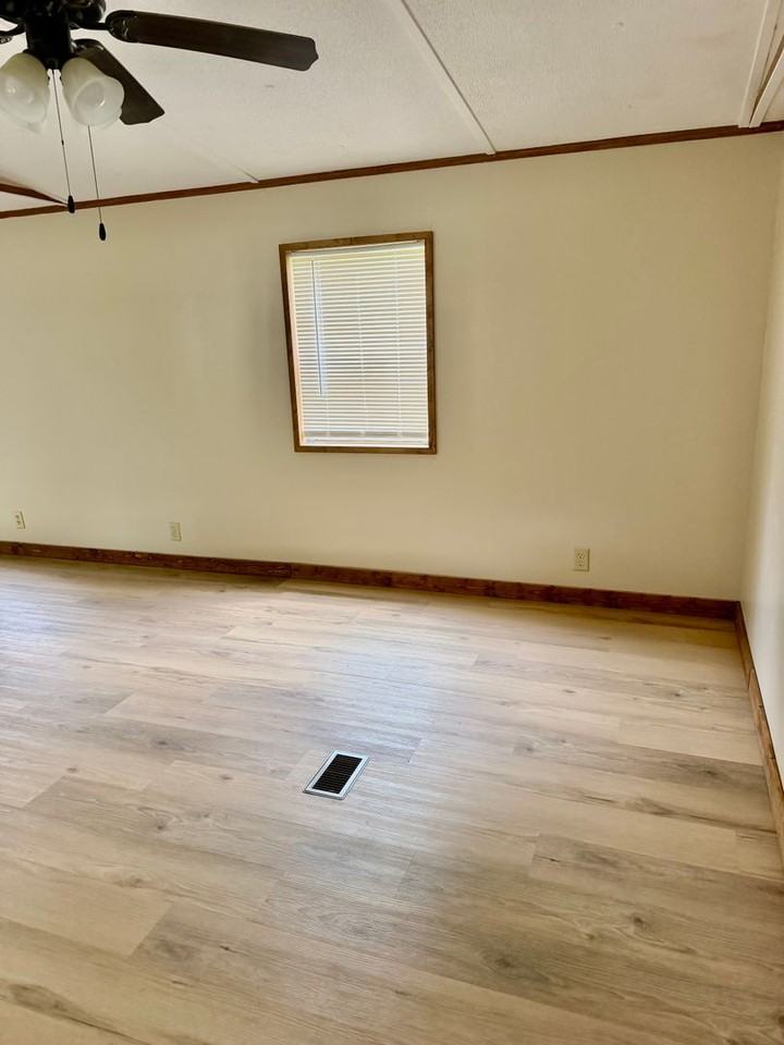 629 Sierra Rd - Photo 7 of 15