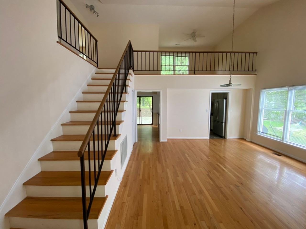18 Clover Dr - Photo 7 of 21