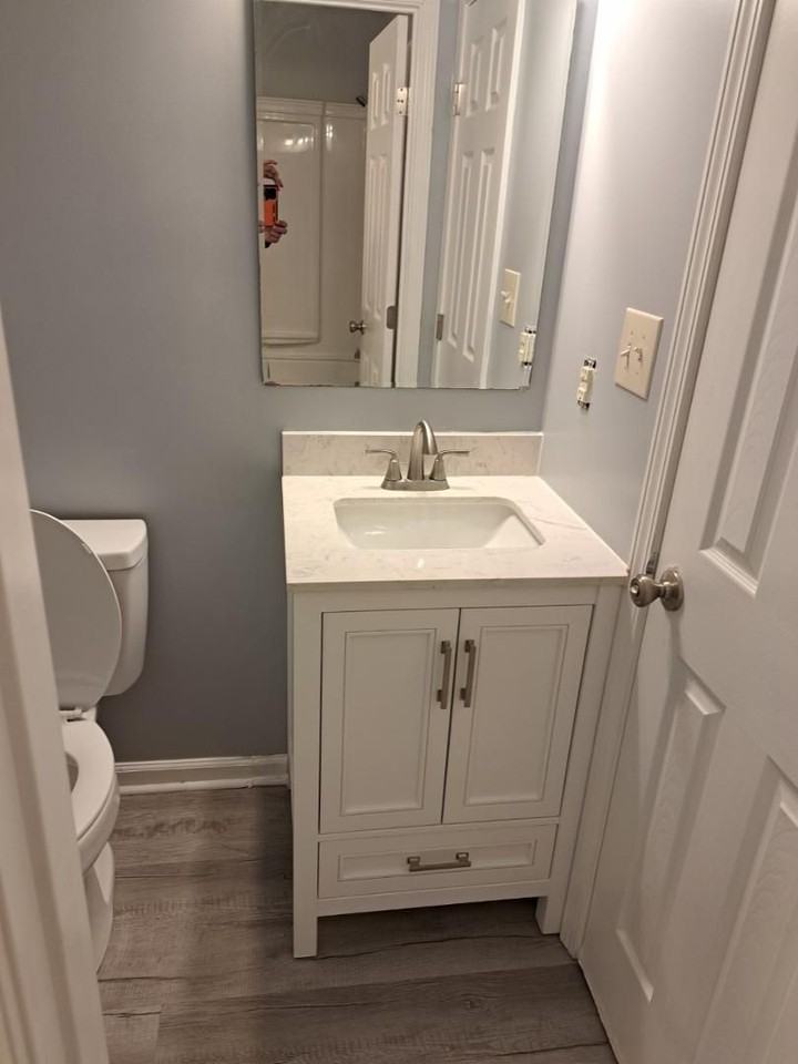 4220 Kaplan Dr - Photo 5 of 9