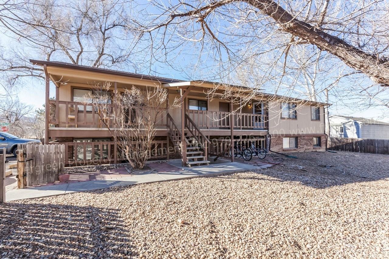1244 Maple St - Photo 2 of 19