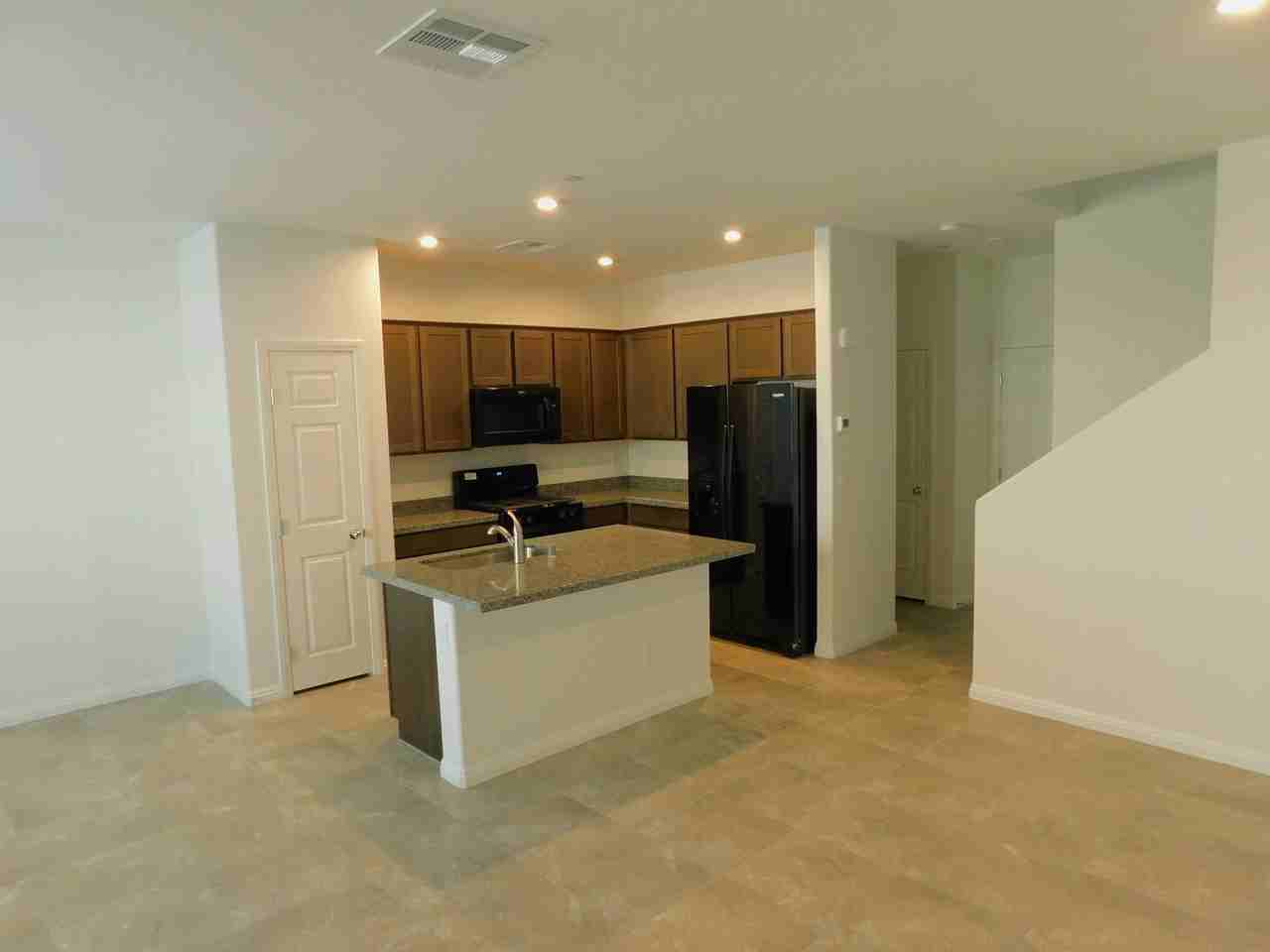 1192 Mission View Ct - Photo 7 of 32
