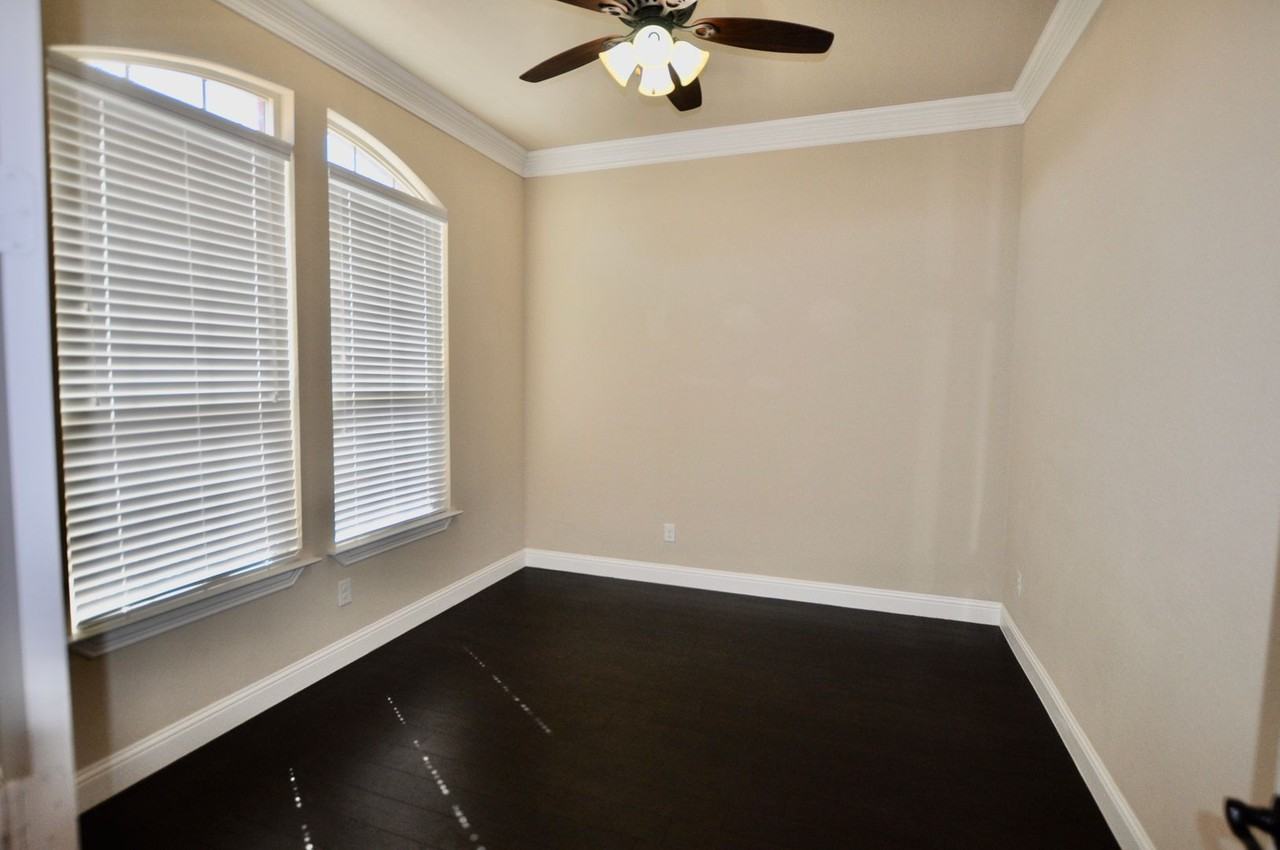 2529 Elk Hollow Ln - Photo 7 of 16