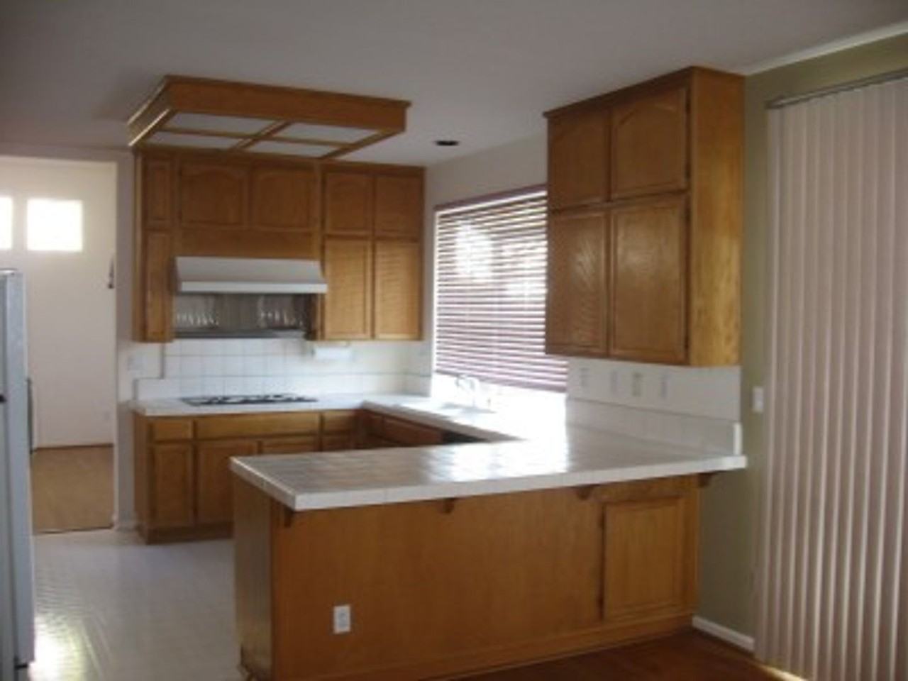 2315 Redington Dr - Photo 3 of 9