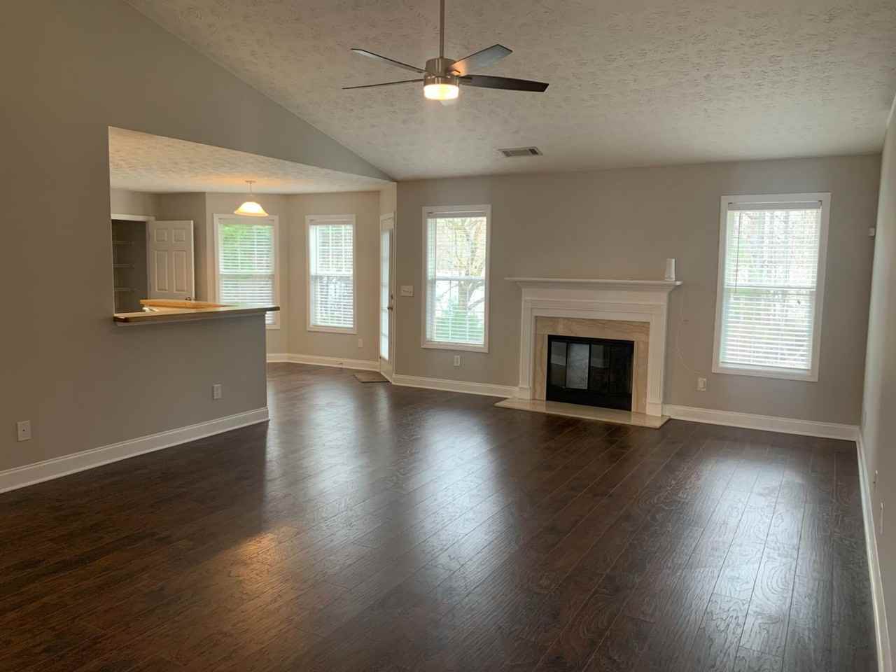 1421 Jefferson Station Rd - Photo 3 of 19