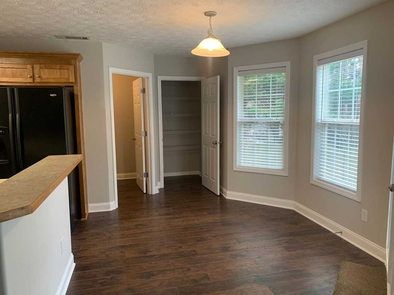 1421 Jefferson Station Rd - Photo 4 of 19