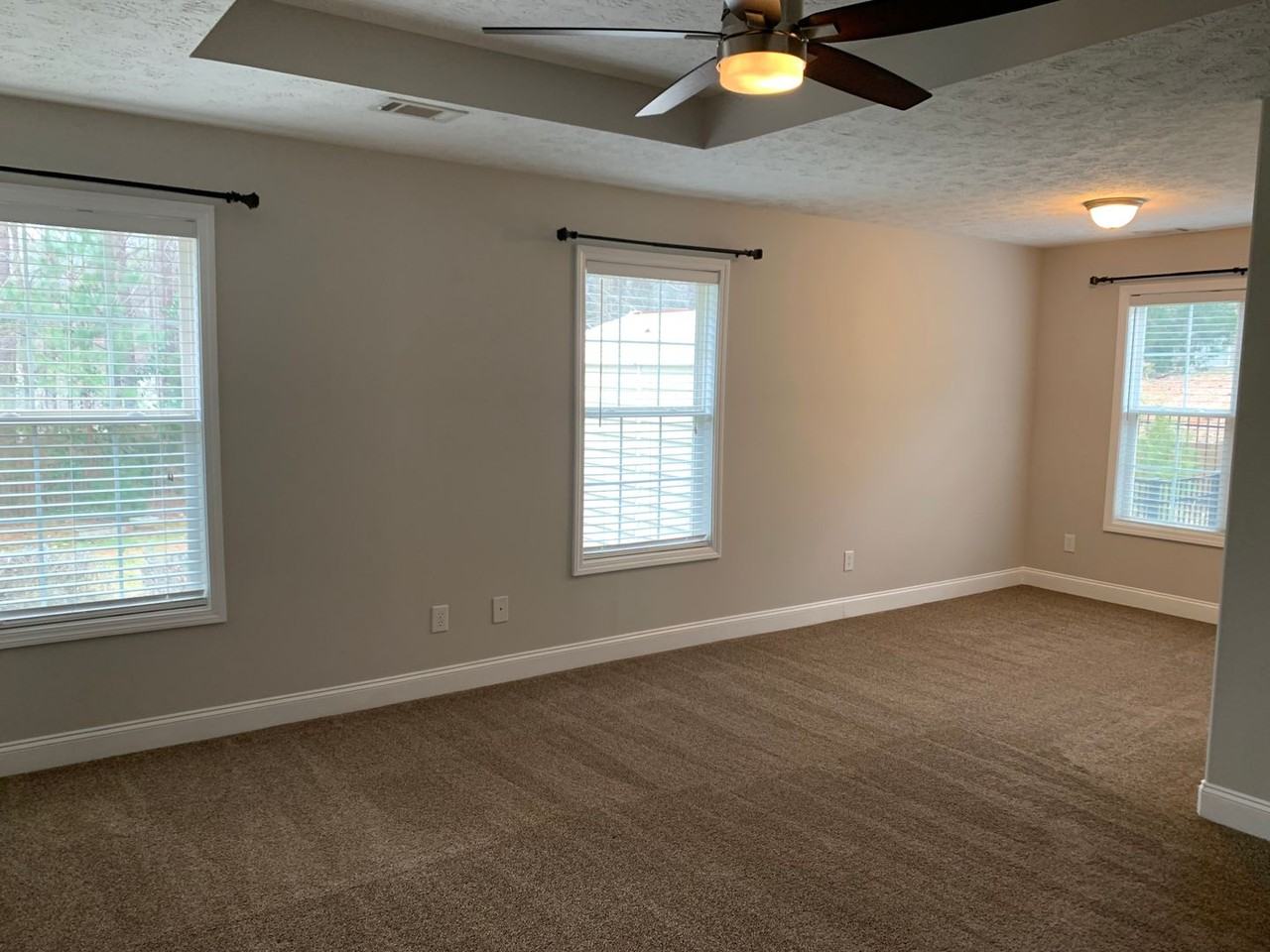 1421 Jefferson Station Rd - Photo 7 of 19
