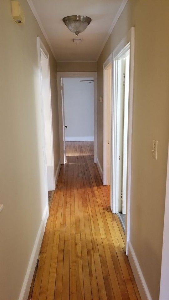 1038 Union St - Photo 3 of 8
