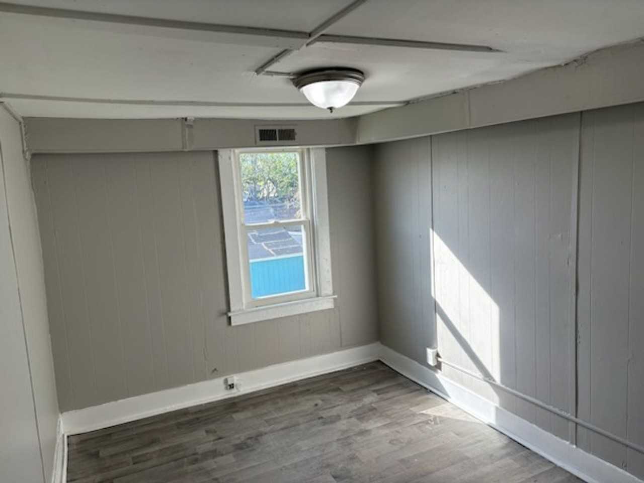 104 Steuben St - Photo 7 of 21