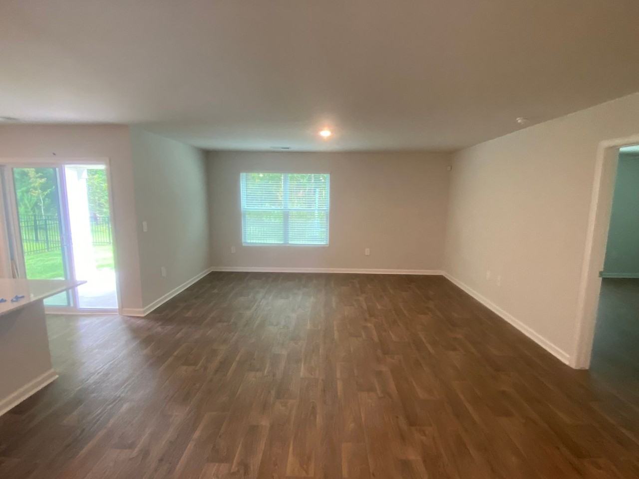 190 Windsong Dr - Photo 2 of 13