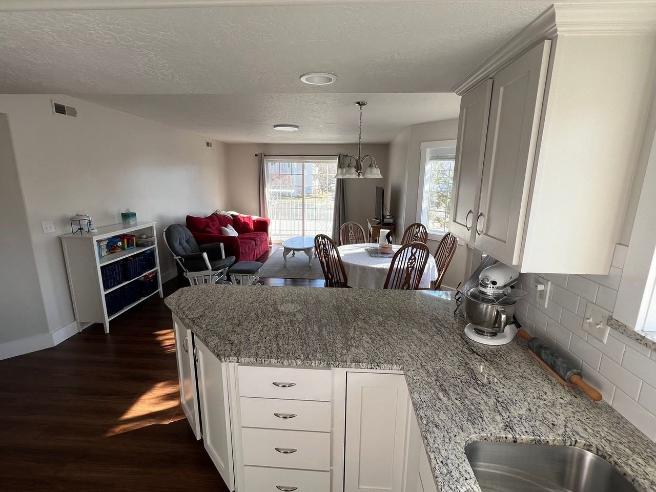 1264 S 1220 W - Photo 3 of 14