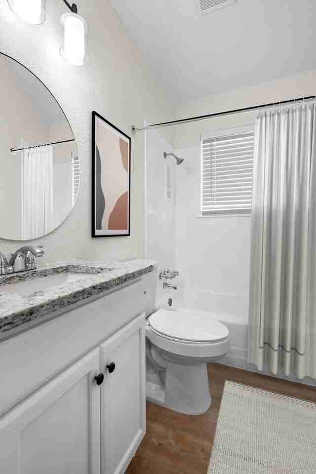 327 Fouts Ave - Photo 3 of 8