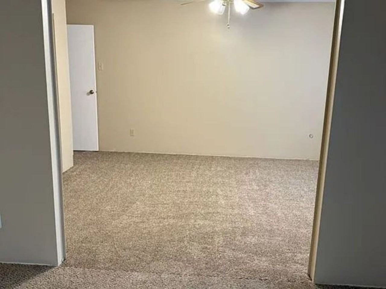 13500 E Cornell Ave - Photo 6 of 10