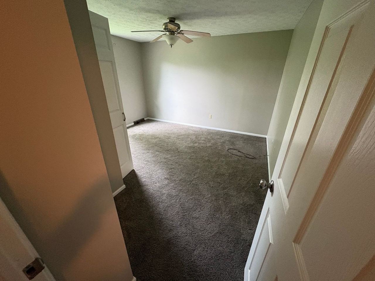 13236 E Crosset Hill Dr - Photo 7 of 17