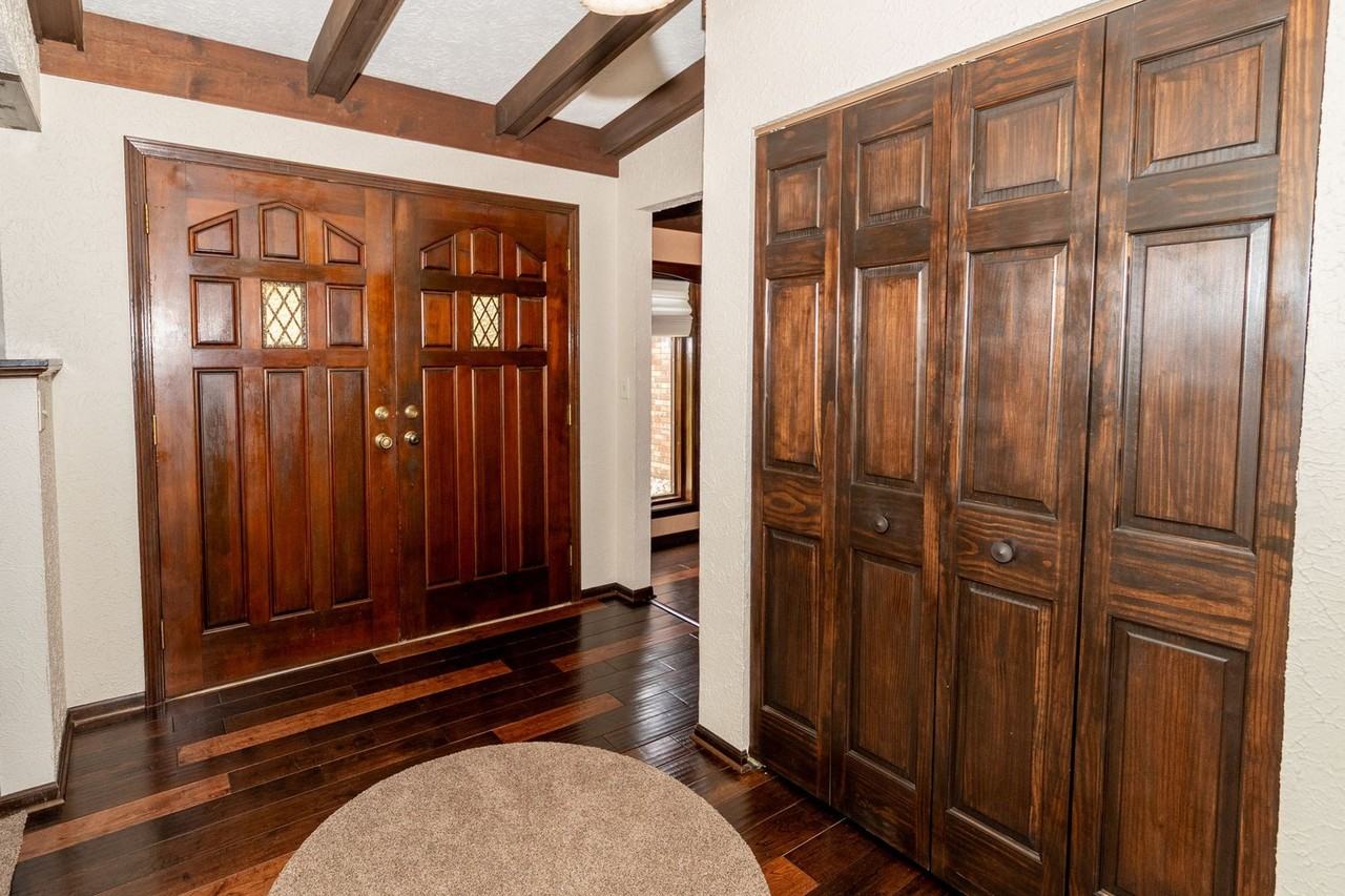 12144 Pennyroyal Ln - Photo 3 of 40
