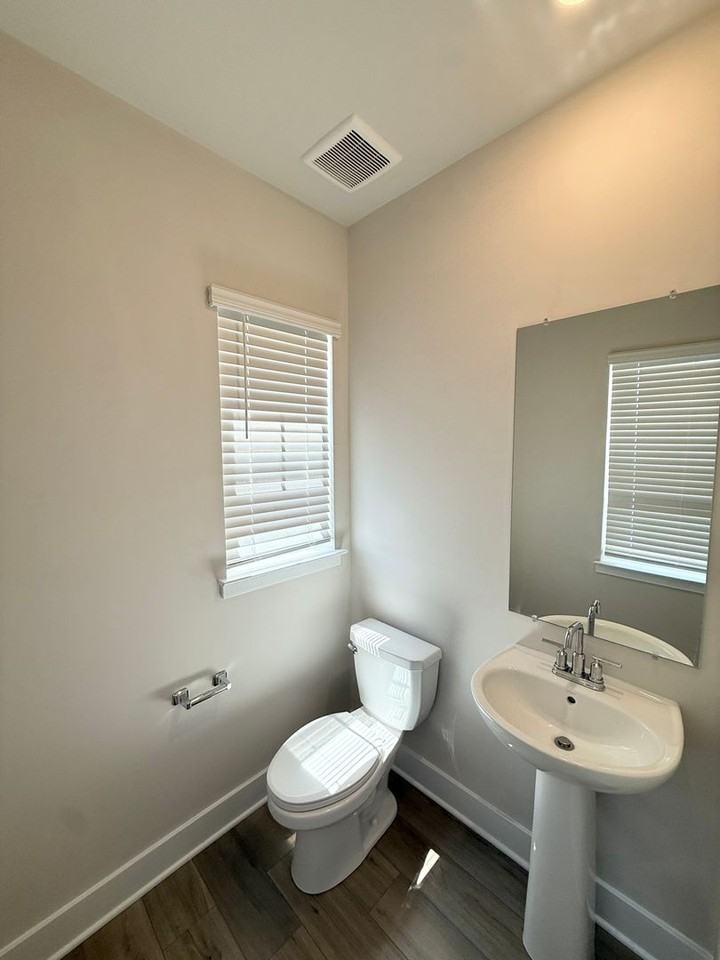 1670 Lake Placid Dr - Photo 7 of 30